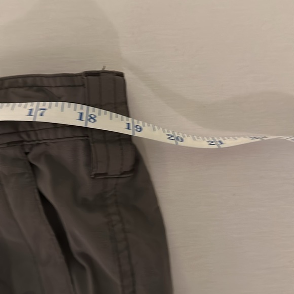Men’s gray nylon pants - Picture 4 of 5